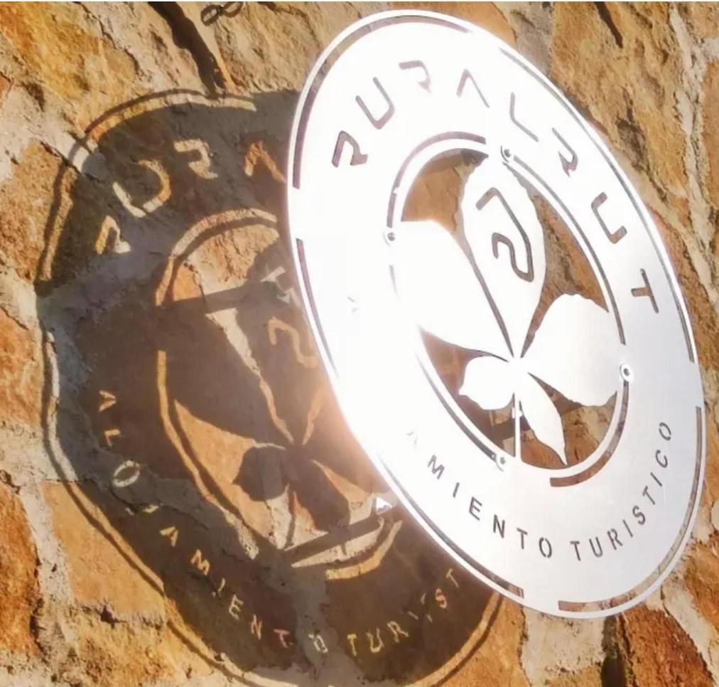Ruralrut En El Tiemblo Precios Especiales A Partir De 7 Noches, Wifi, Cabina De Hidromasaje, Aire Acondicionado, Zonas De Bano Naturales Cercanas אל טיימבלו מראה חיצוני תמונה
